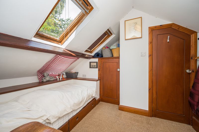 Bedroom- click for photo gallery